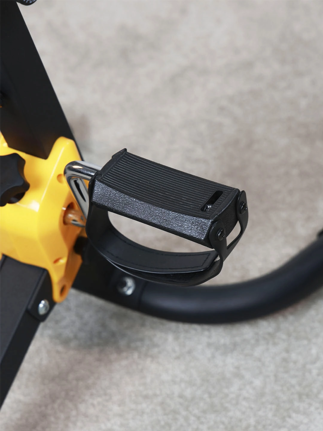 Qo'llar va oyoqlar uchun, reabilitatsiya mashqlari velosipedi O'zbekistonda