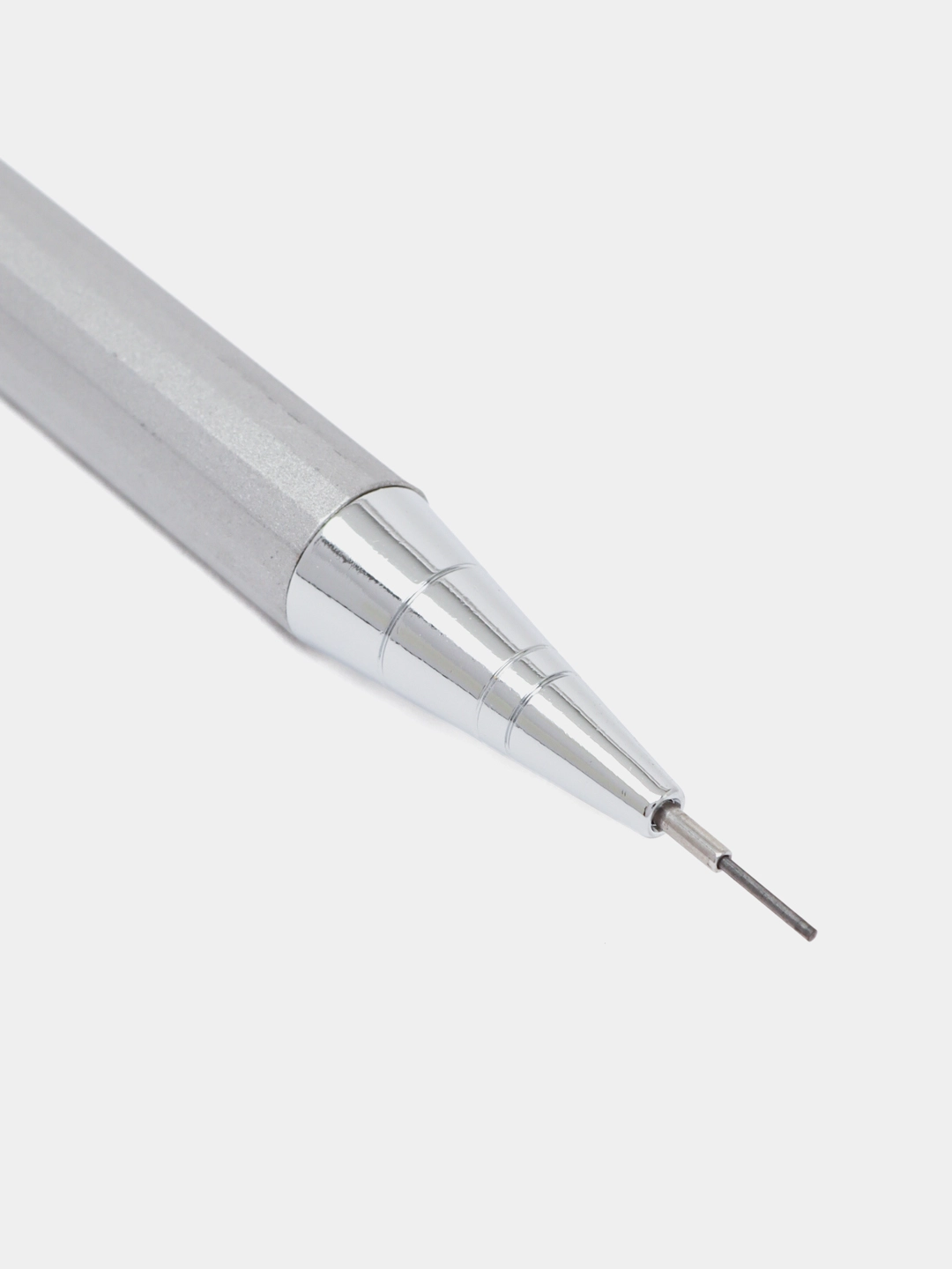 Deli Mate mexanik qalami, Silver O'zbekistonda