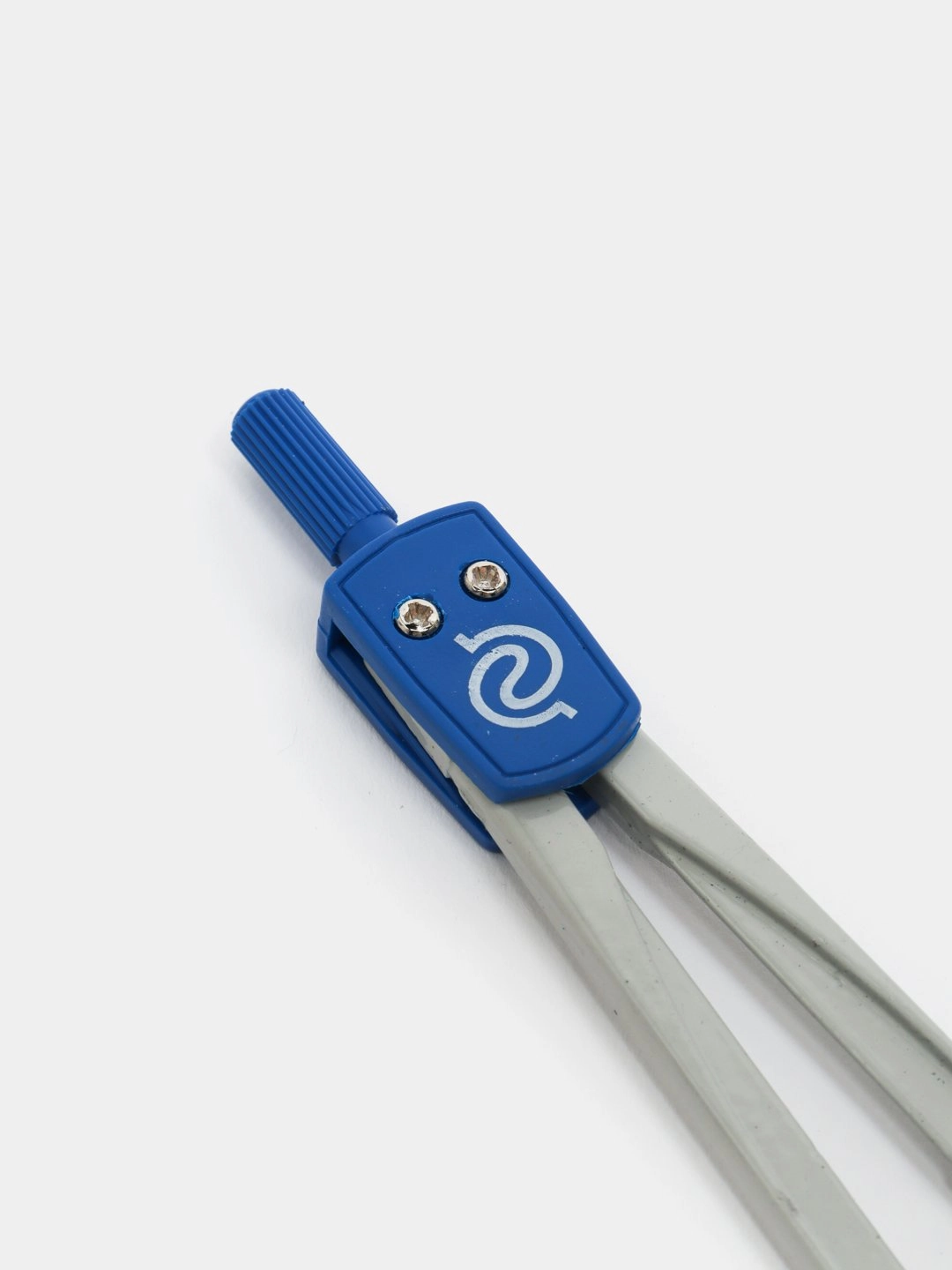 Plastik qalamdonli sirkul, Blue O'zbekistonda