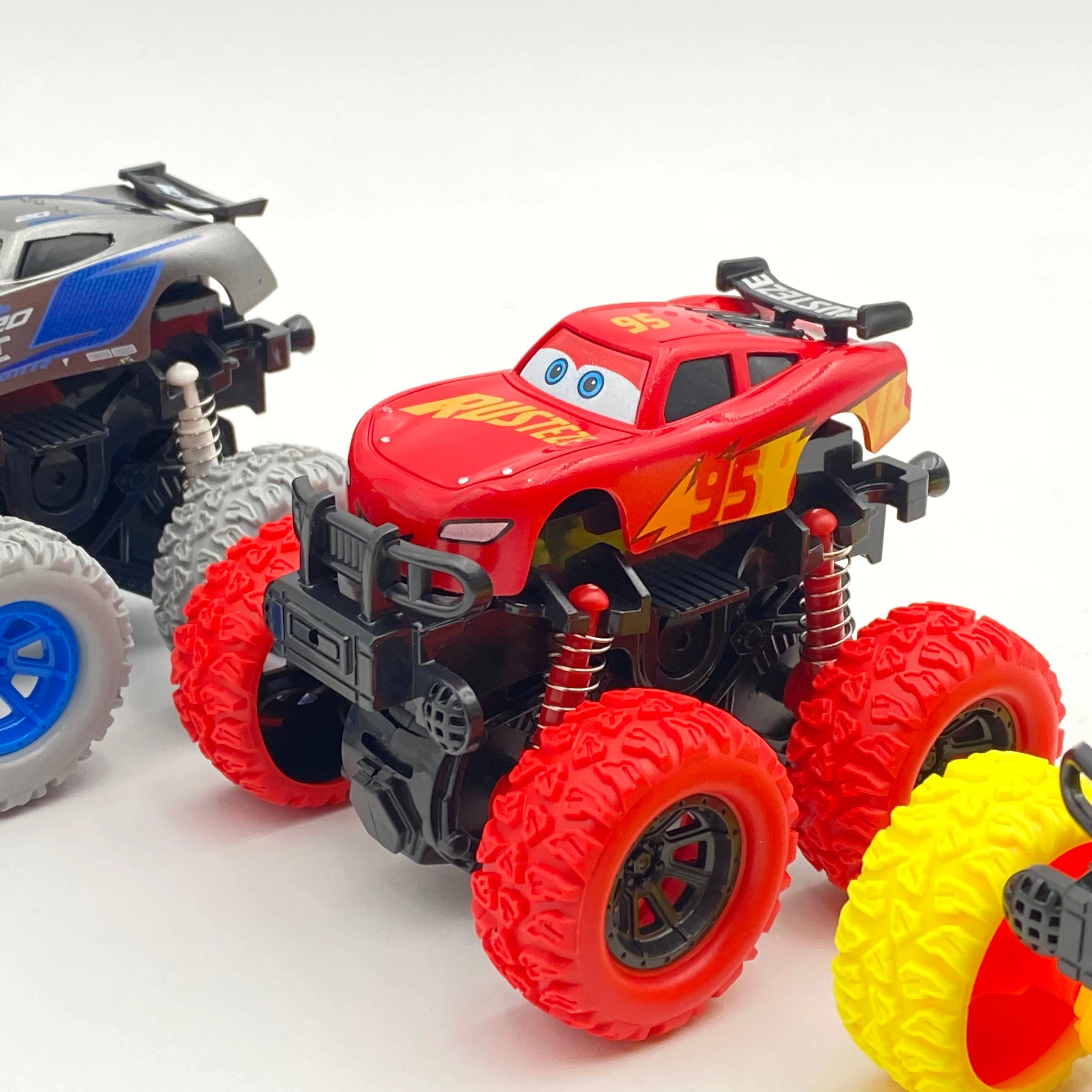 Cars Series Inertia Stunt Off-Road Vehicle CB6898E o'yinchoq mashina modeli, Red O'zbekistonda