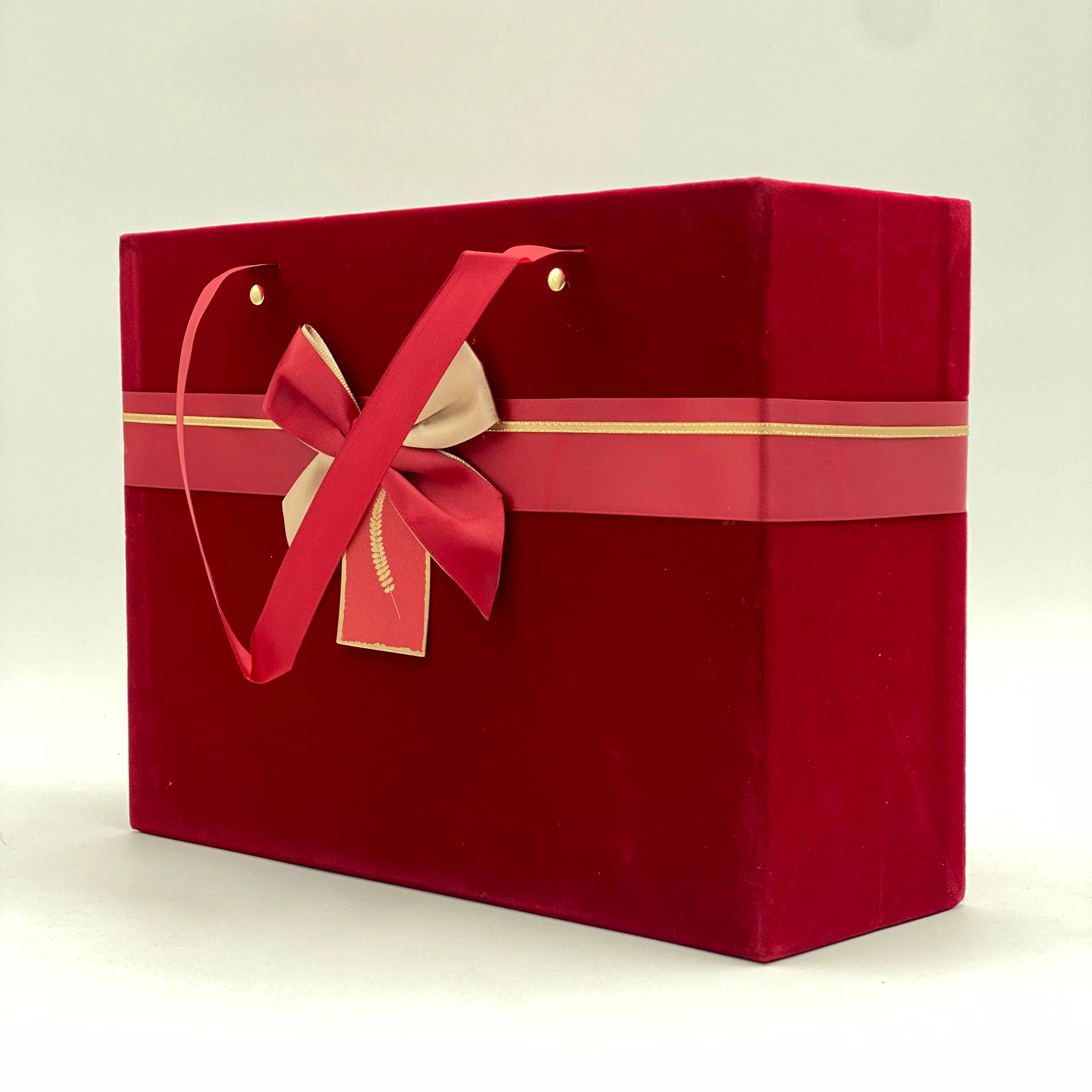 Sovg'a uchun quti qizil 9335-13D, o'rtacha (29 × 21 × 9 sm) arzon