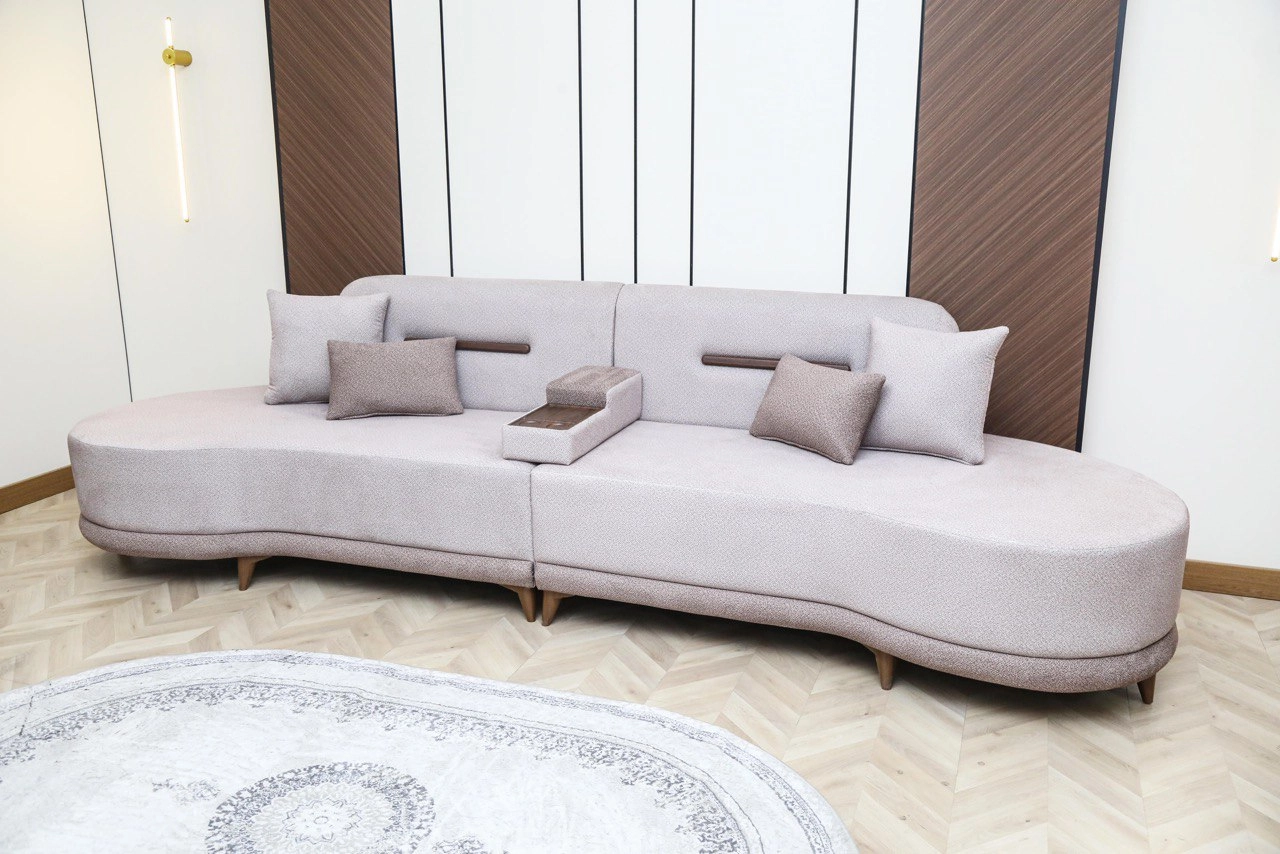 Bellagio divani, 3.6 m arzon