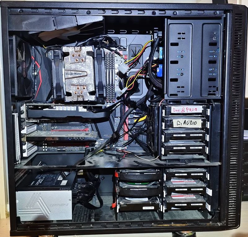 Montech Century II 1050 W quvvat bloki yetkazib berish