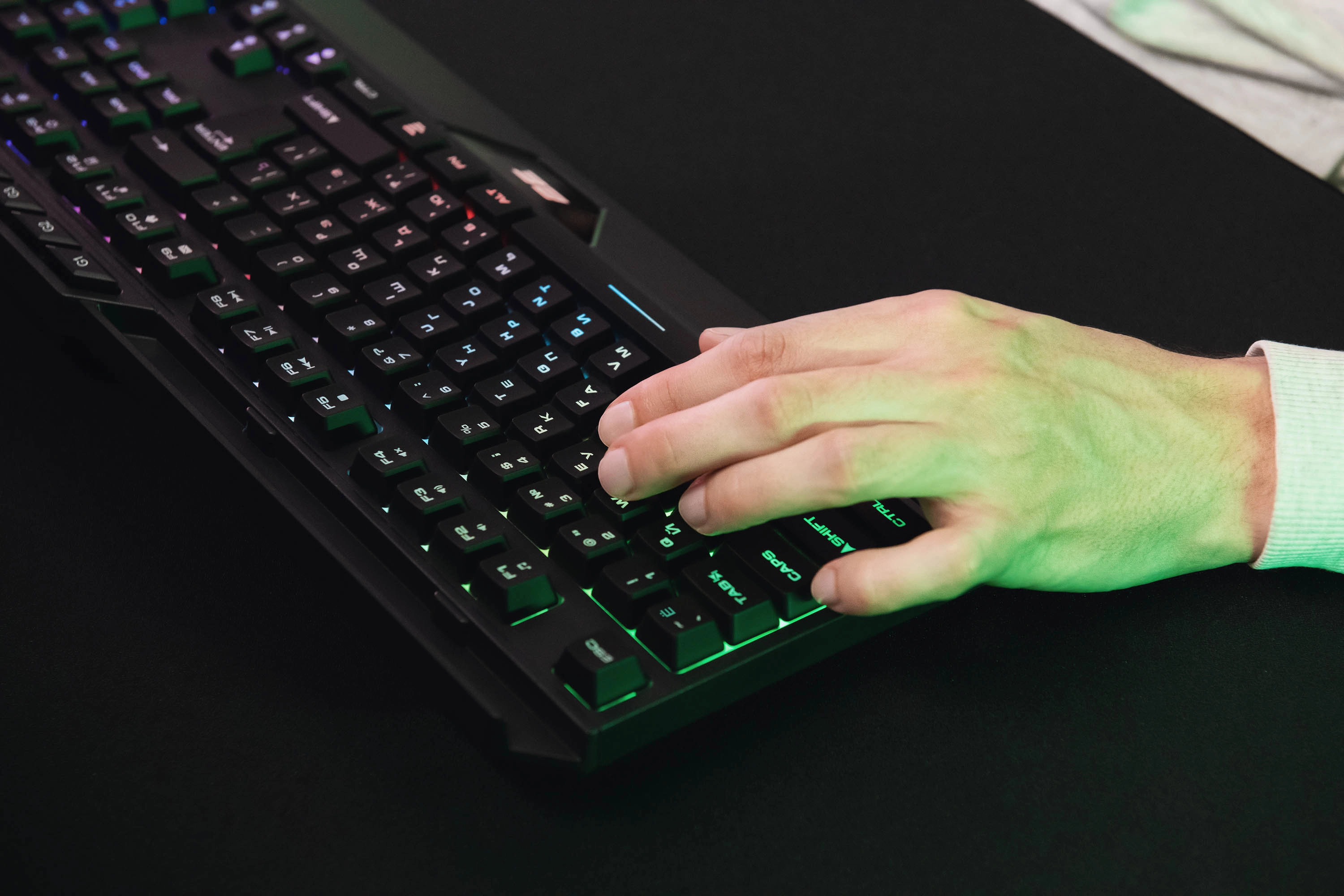 Klaviatura 2E Gaming Keyboard KG315 rasm bilan