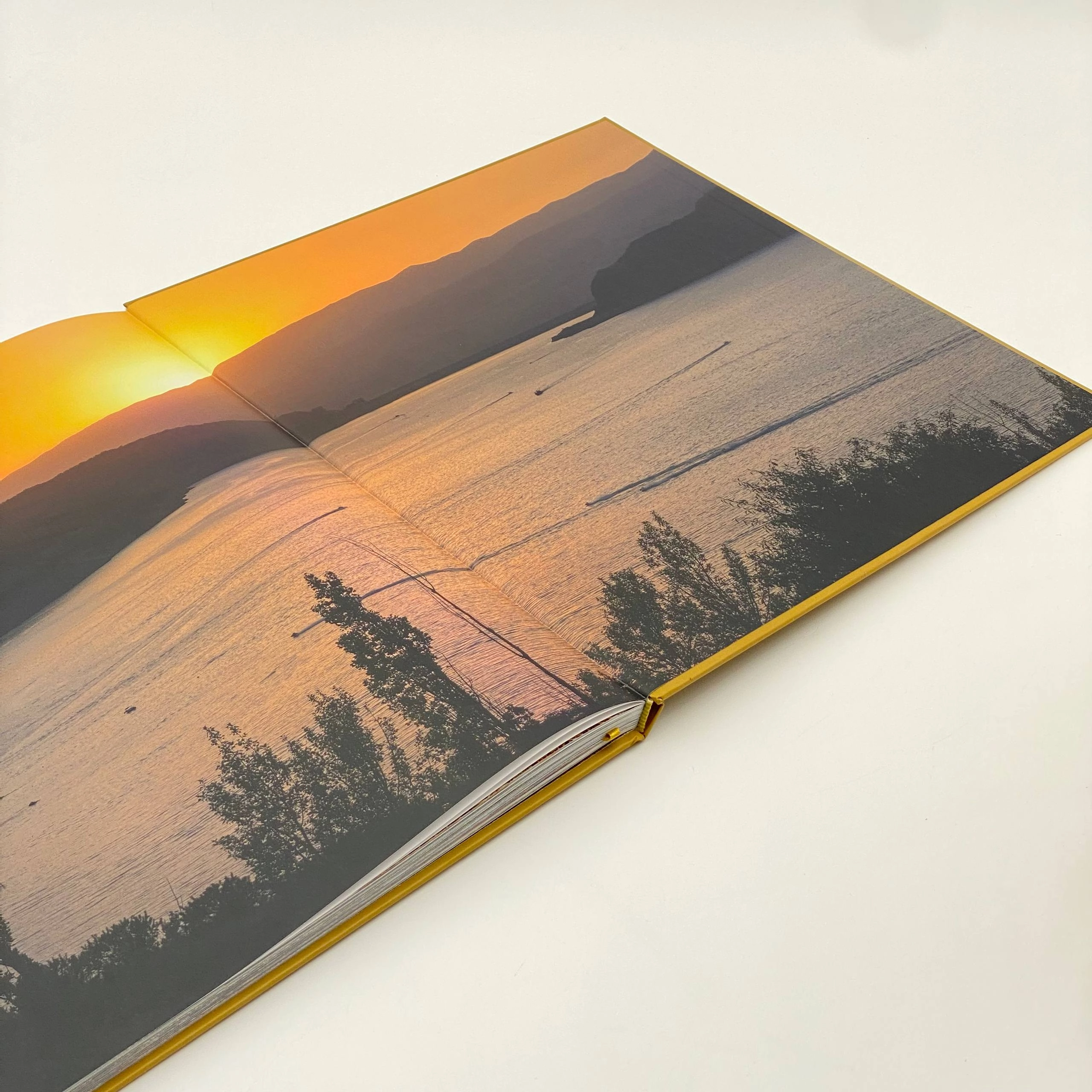 Uzbekistan Seasons album book rasm bilan