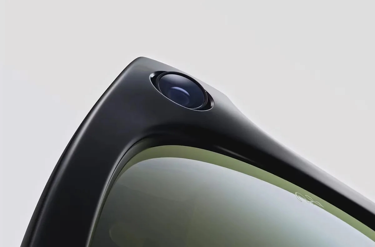 Ray-Ban Meta Wayfarer RW4012 (Gen 2) Shiny Black yashil linzali aqlli ko'zoynaklari yetkazib berish