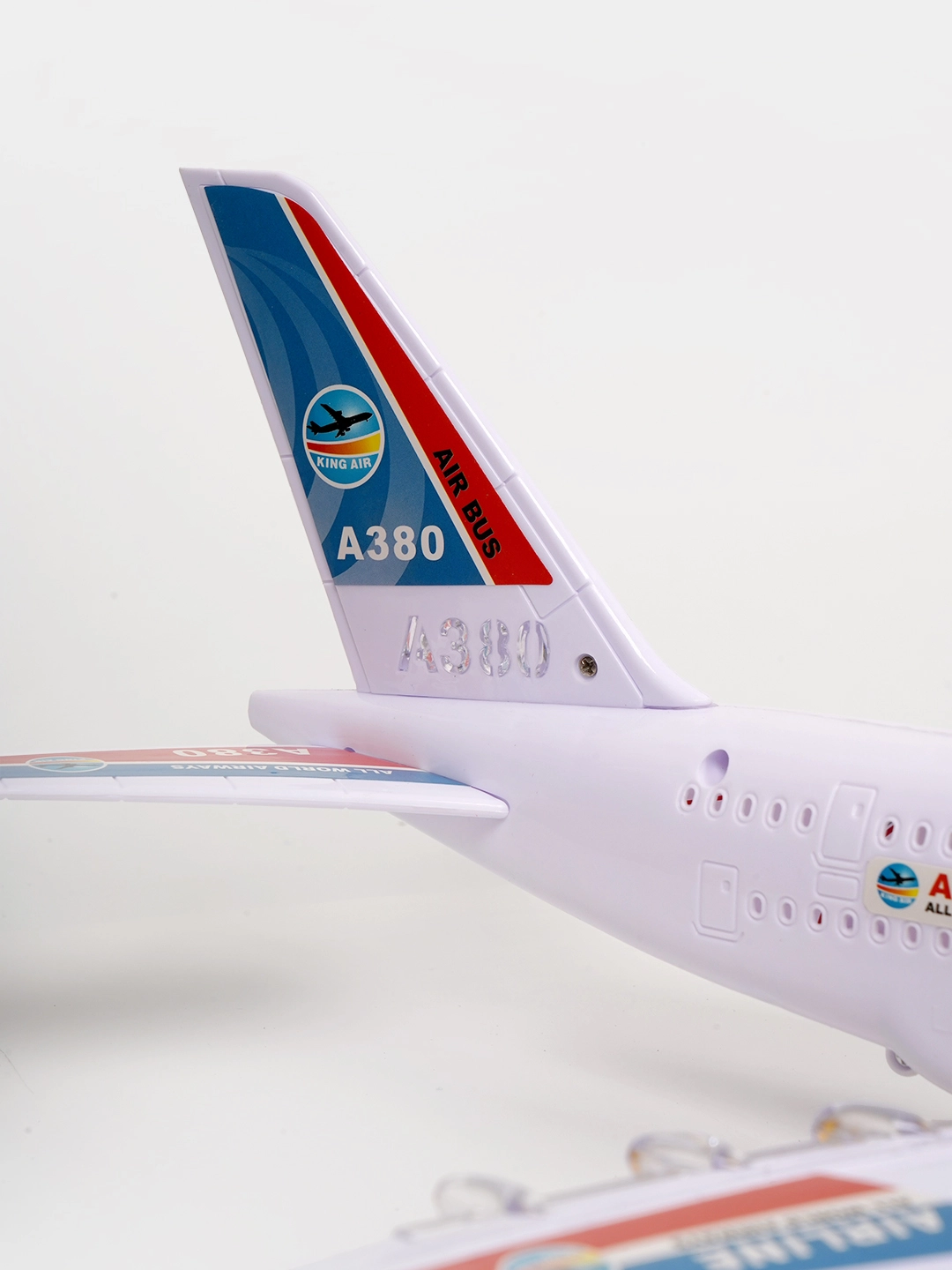 O‘yinchoq samolyoti  Air Bus A380 onlayn