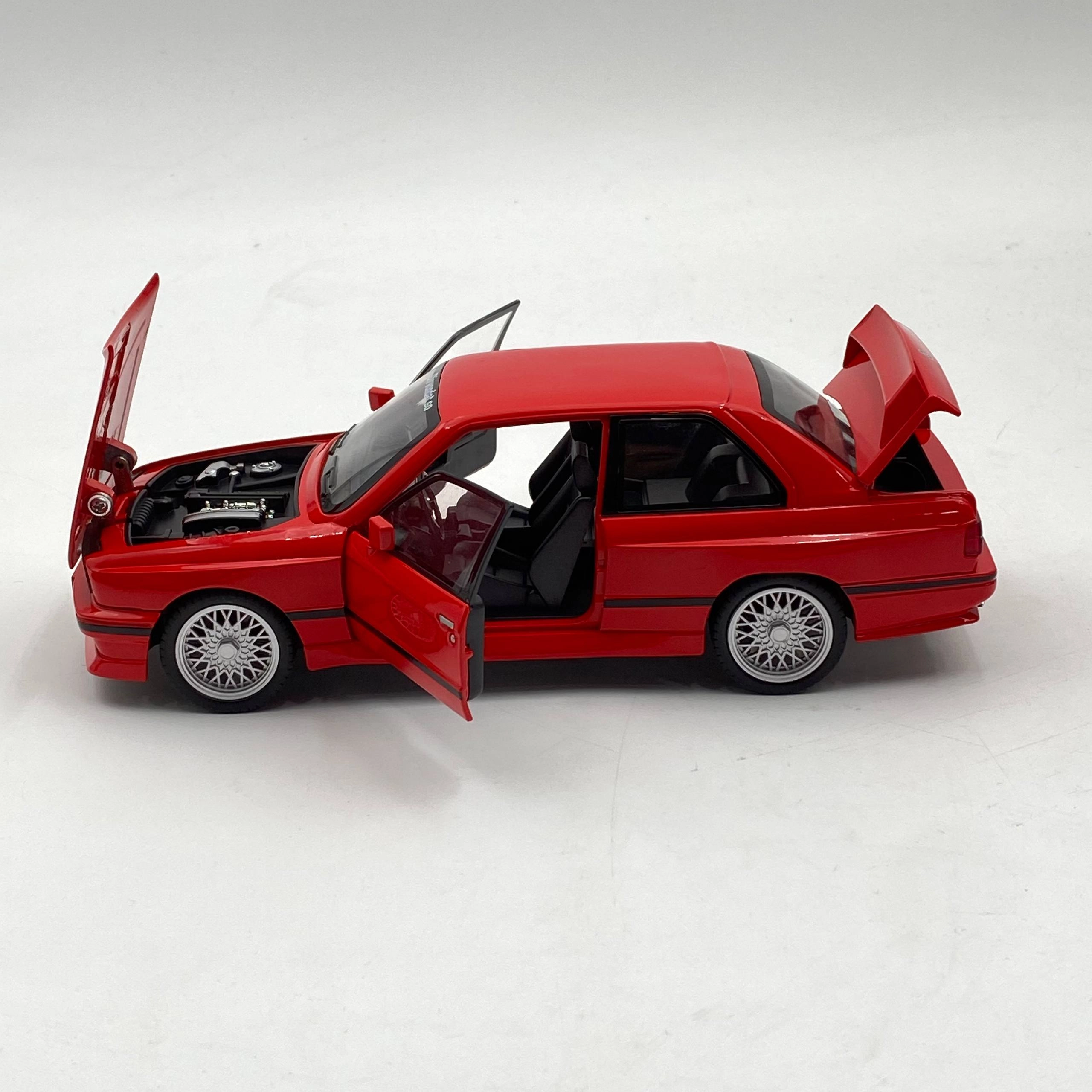 Игрушечная машина модель - BMW M3 E30, Red недорого
