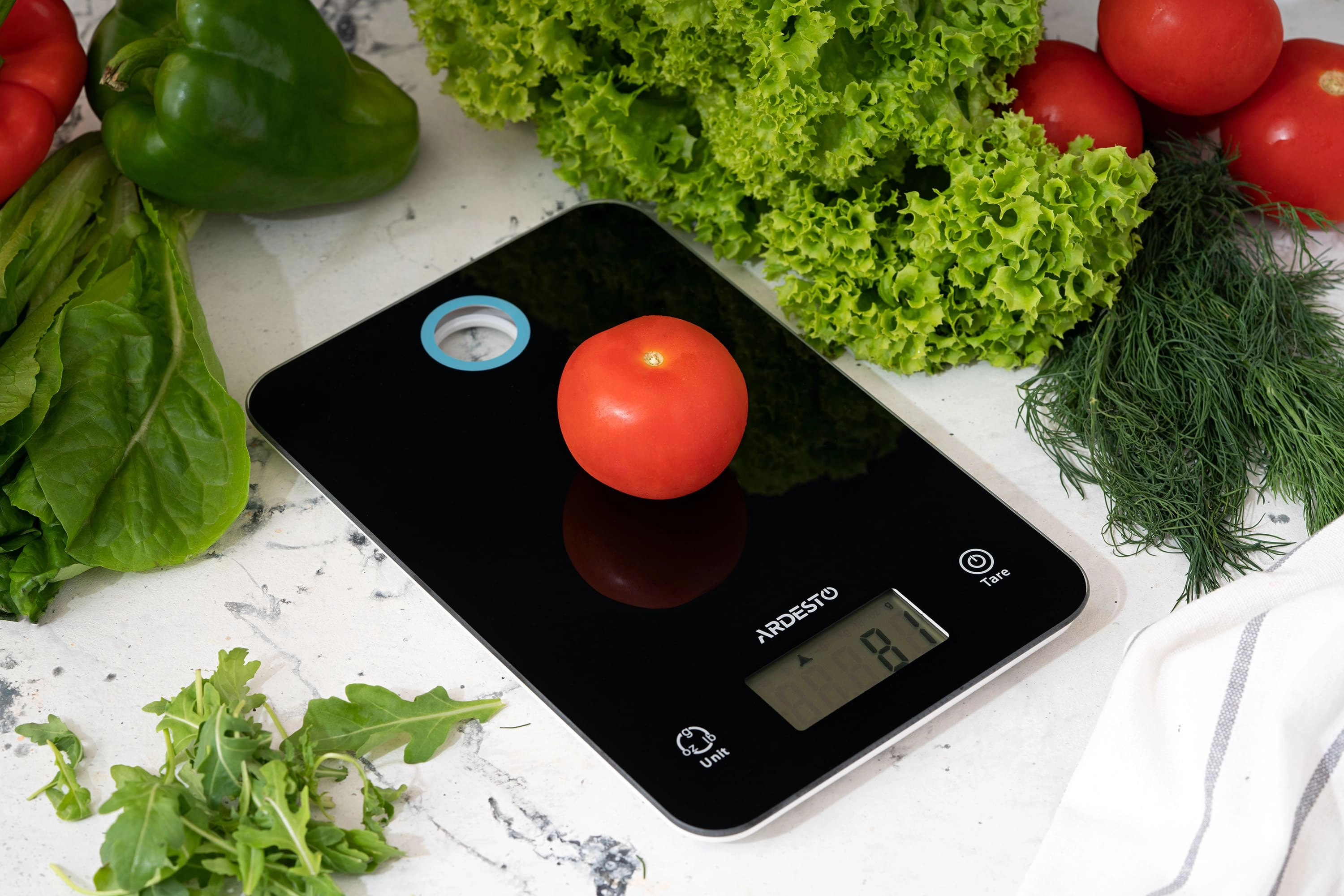 ARDESTO SCK-839B oshxona tarozilari qora bo'lib to'lash