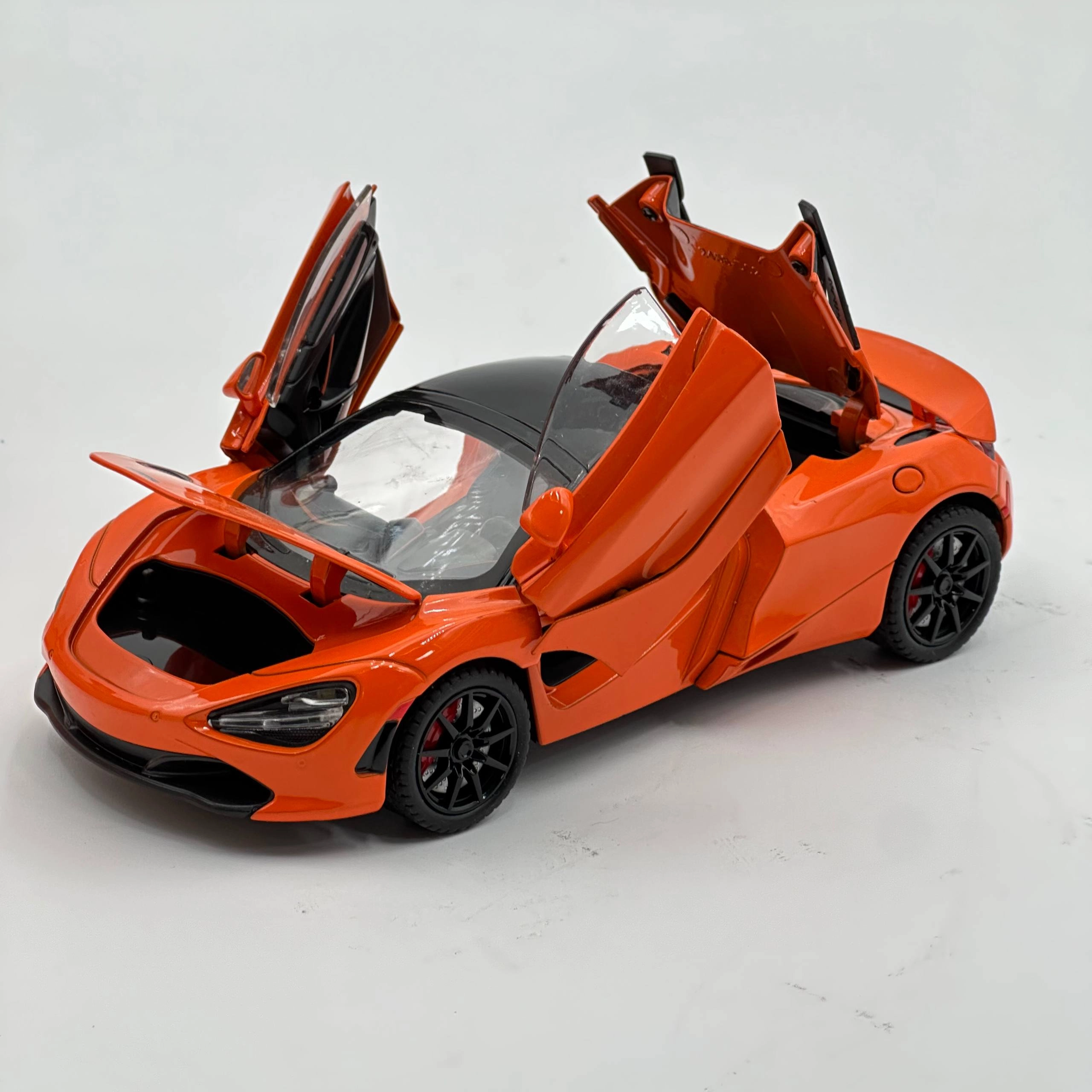 Mclaren 720S o'yinchoq mashina modeli arzon