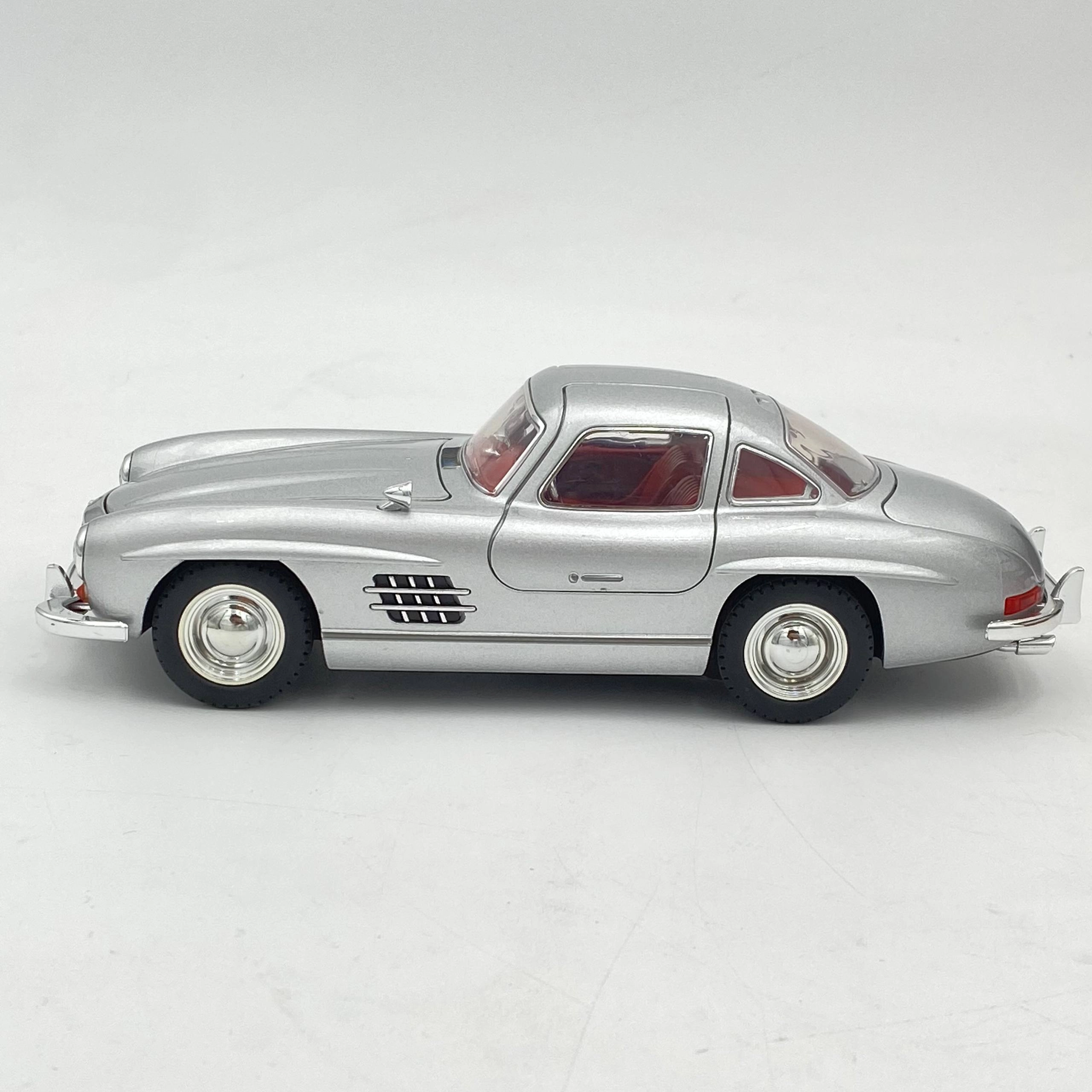Игрушечная машина модель - Mercedes-Benz 300SL Coupe 1955 1956 недорого