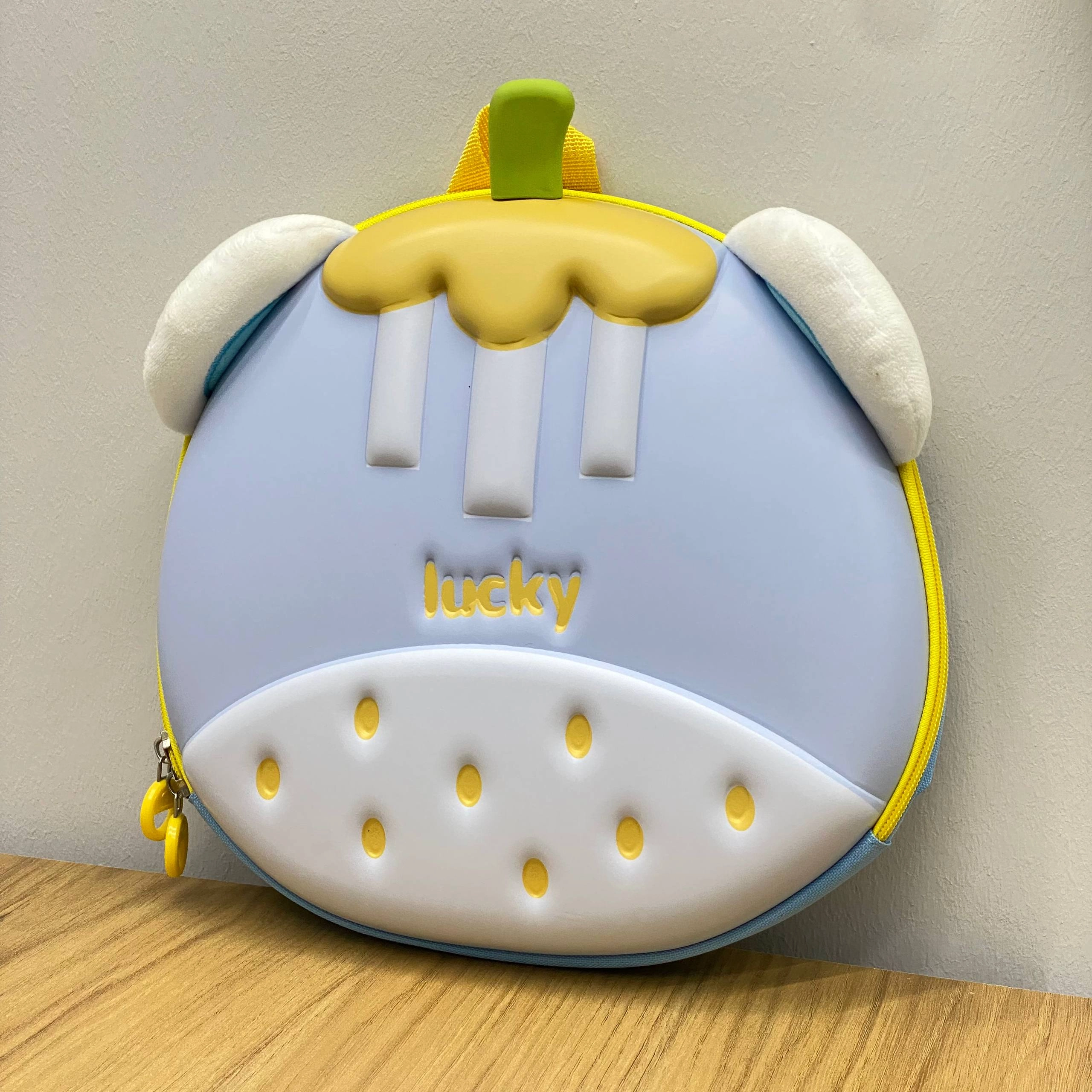 Bolalar ryukzaki  “ Blue Strawberry Dream” sotib olish