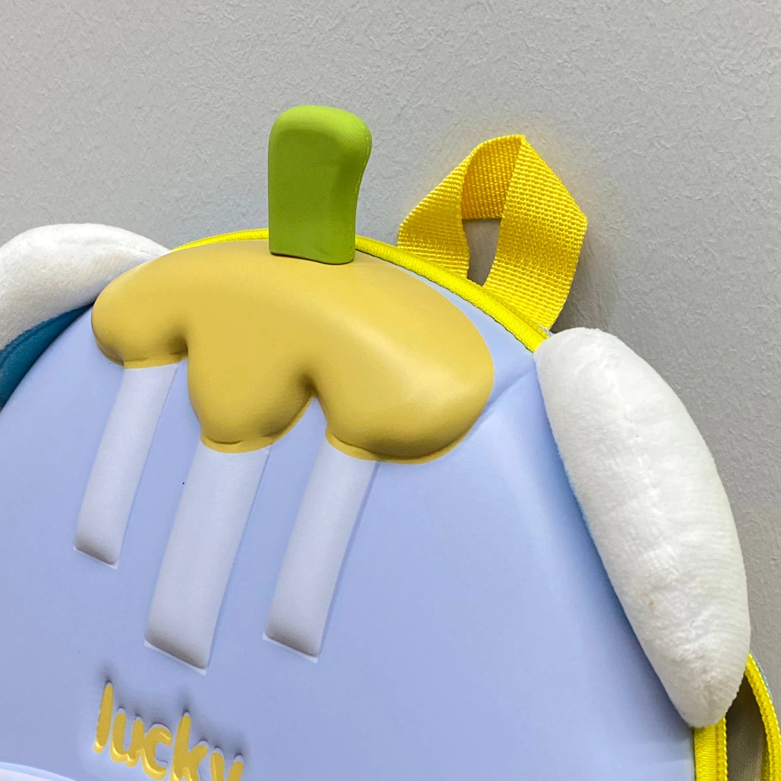 Bolalar ryukzaki  “ Blue Strawberry Dream” arzon