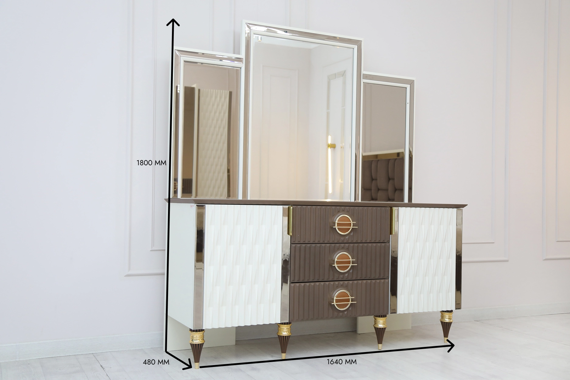 Monreal 6D yotoq garniturasi ko‘tarish mexanizmi bilan O'zbekistonda