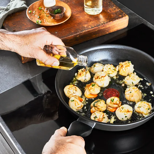 Tefal Unlimited tovasi 30 sm G2550772 bo'lib to'lash