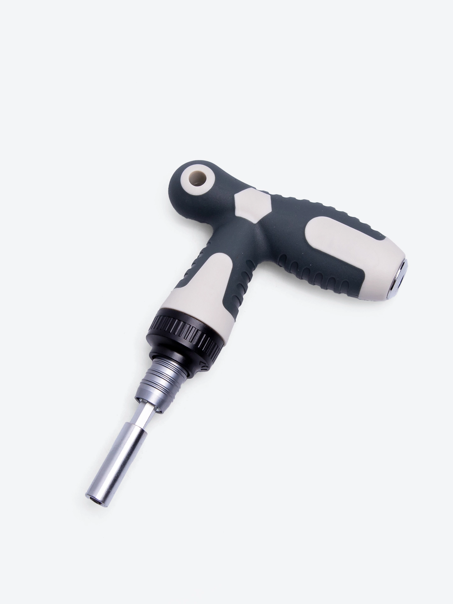 AFIXS Roma-15 otvёrtka iborat to‘plam onlayn