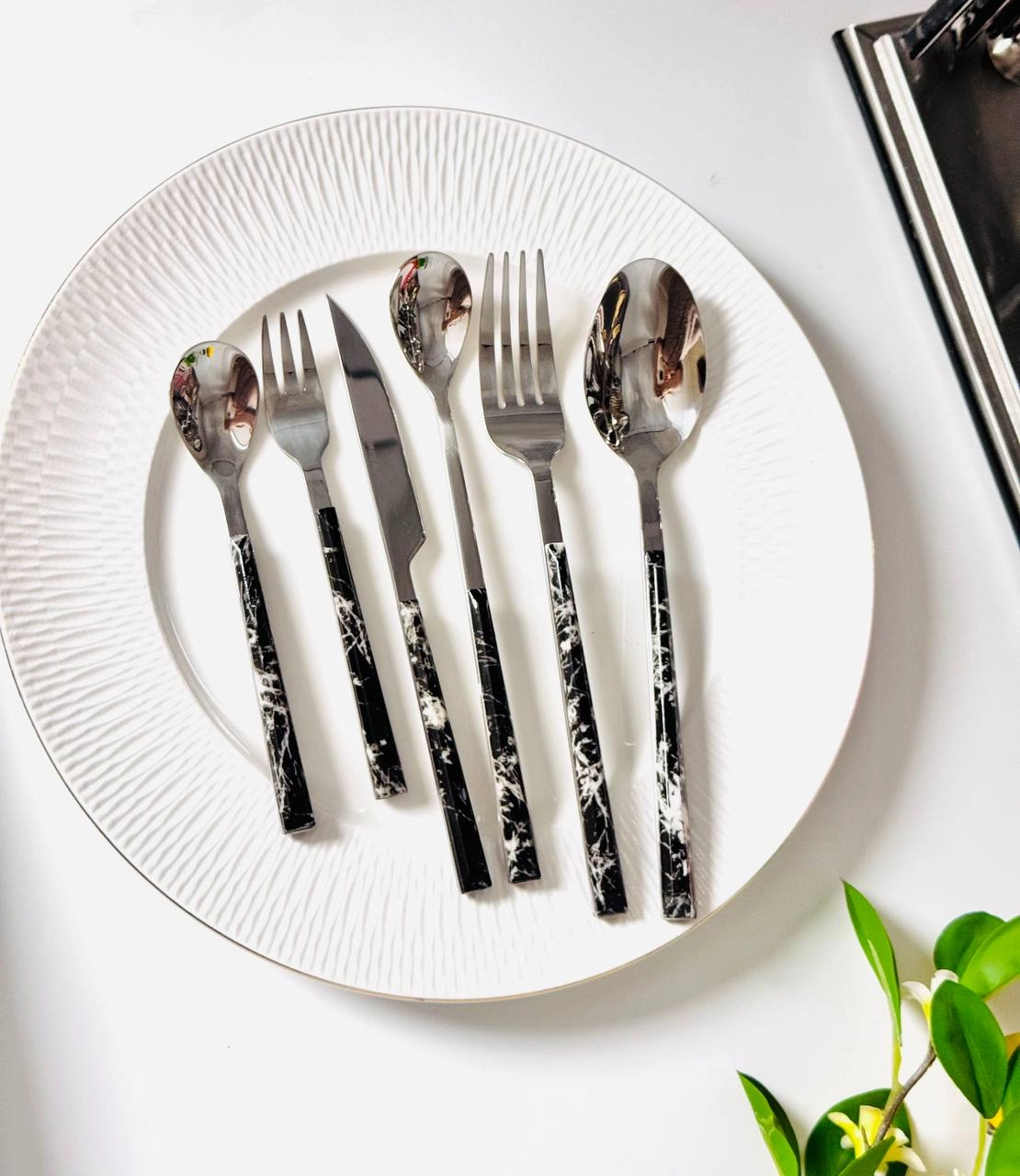 Life Smile - qoshiq va vilkalar idishlari to‘plami O'zbekistonda