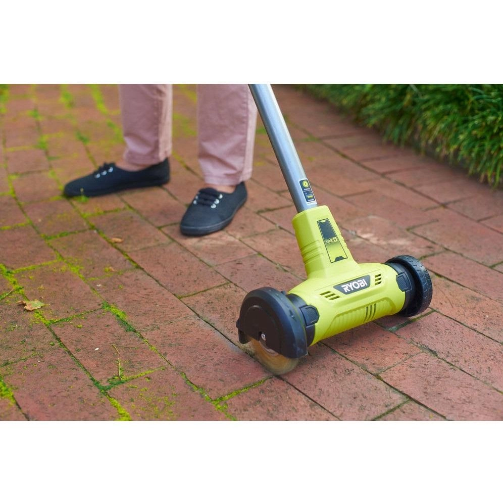 Машина щеточная Ryobi RY18PCA-0 ONE+ (5133004727) онлайн