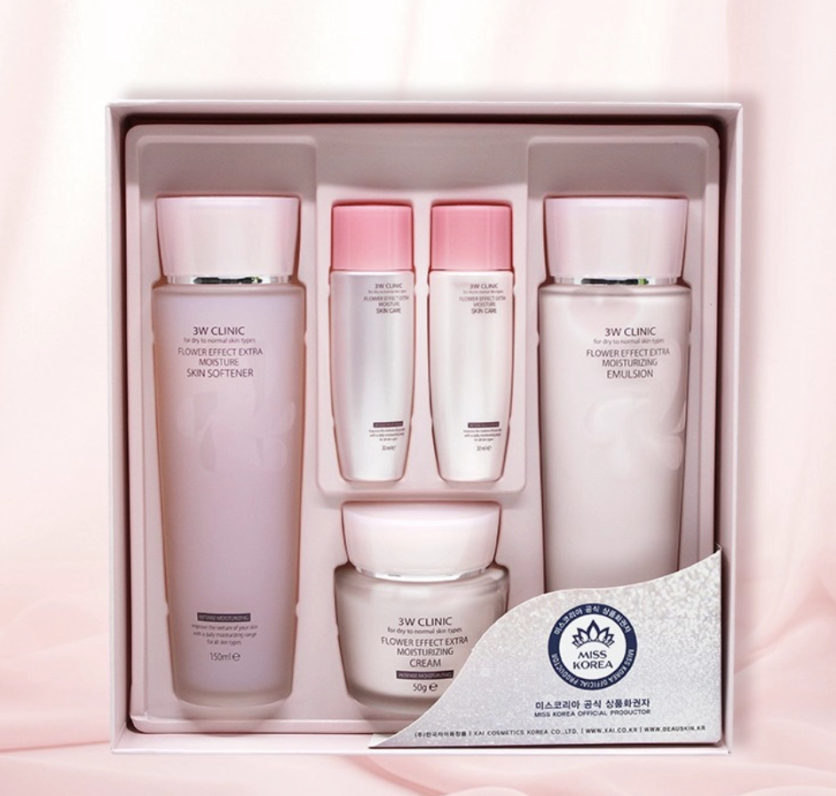 Ter parvarishi to&lsquo;plami 3W Clinic Flower Effect Extra Moisturizing bo'lib to'lash