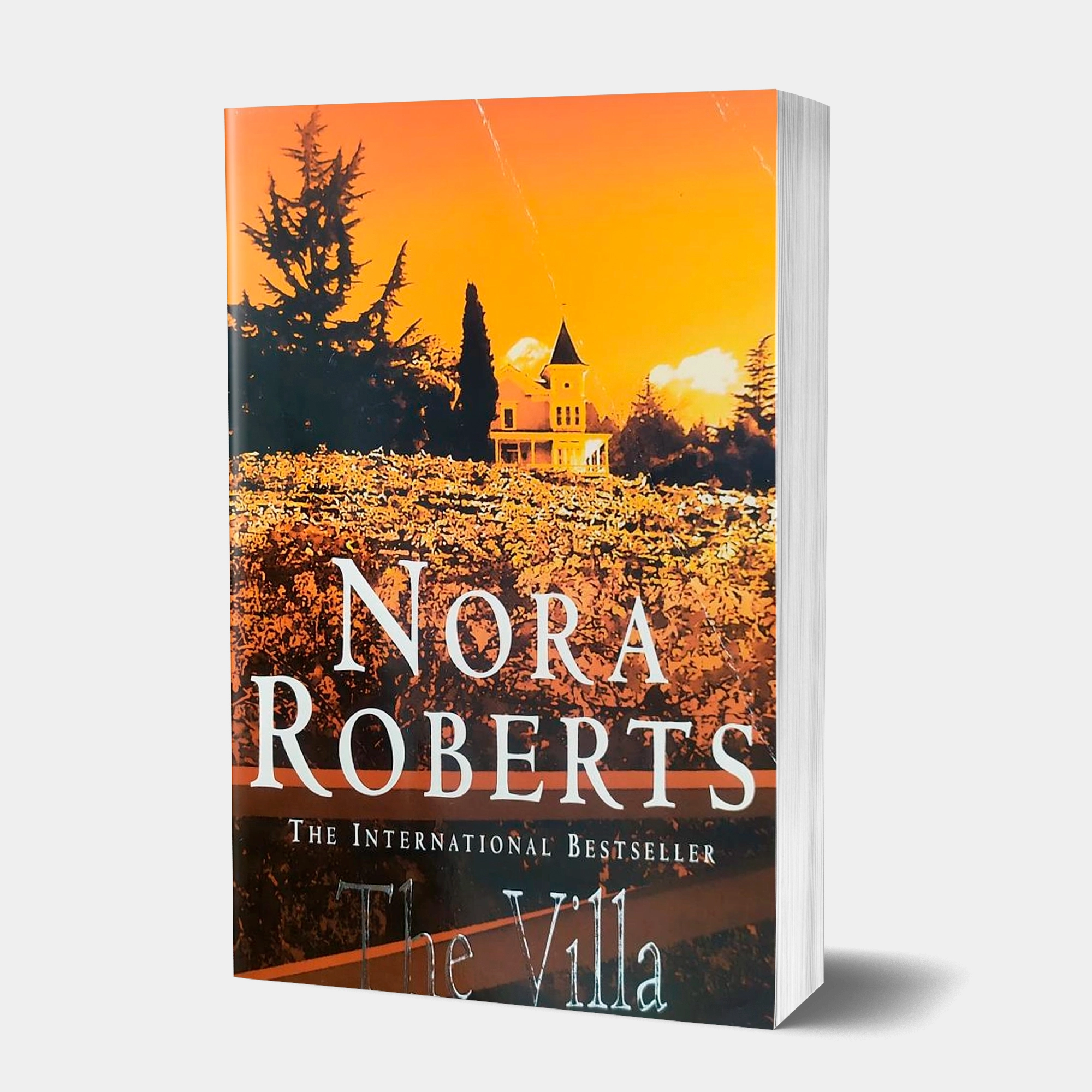 Nora Roberts: The Villa (used) sotib olish