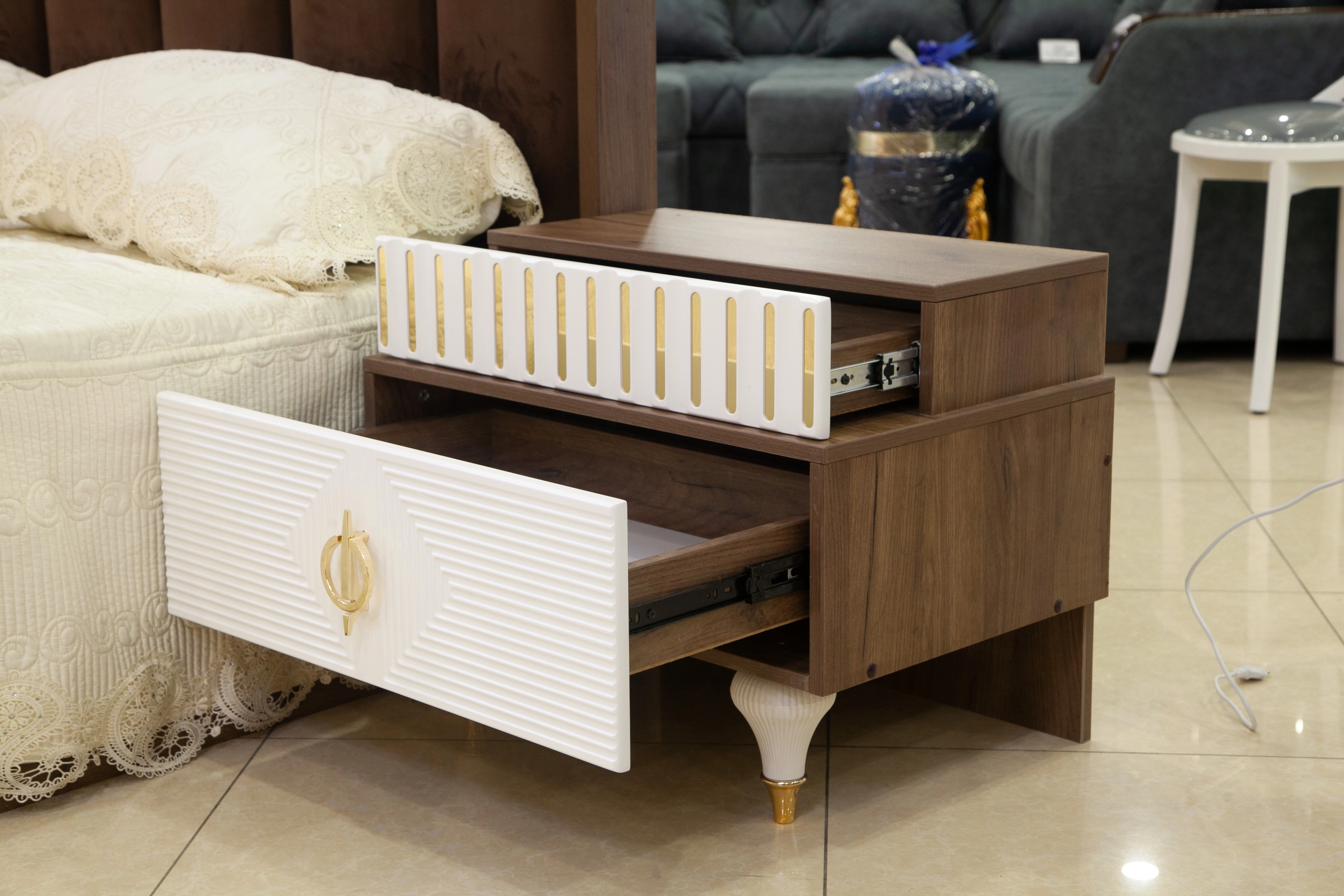 Yotoqxona to'plami IZMIR onlayn