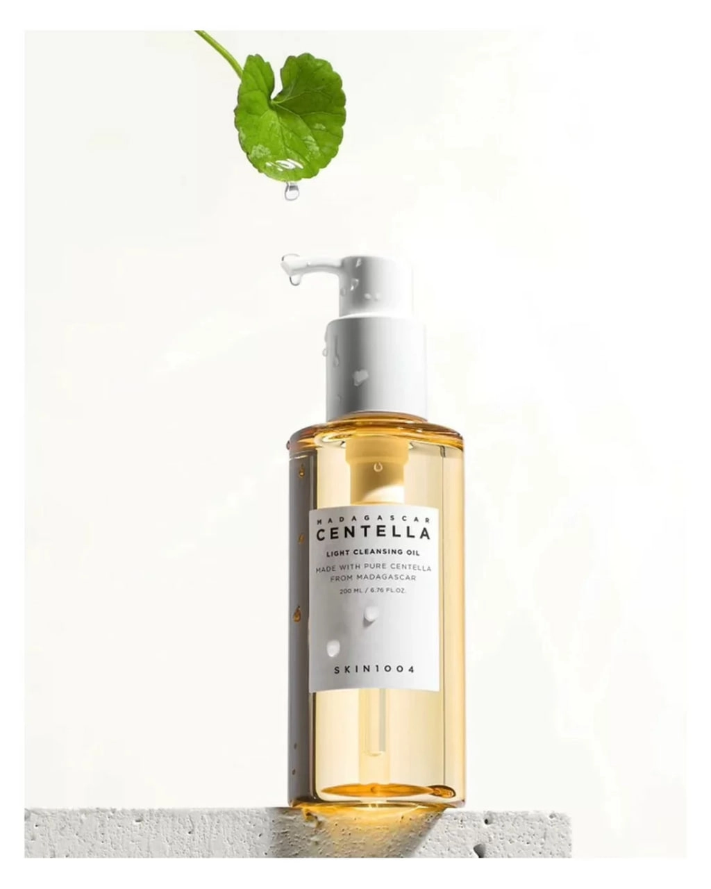 Madagascar Centella Light Clensing Oil 200 ml  yuzni sof tozalash uchun gidrofil moyi onlayn