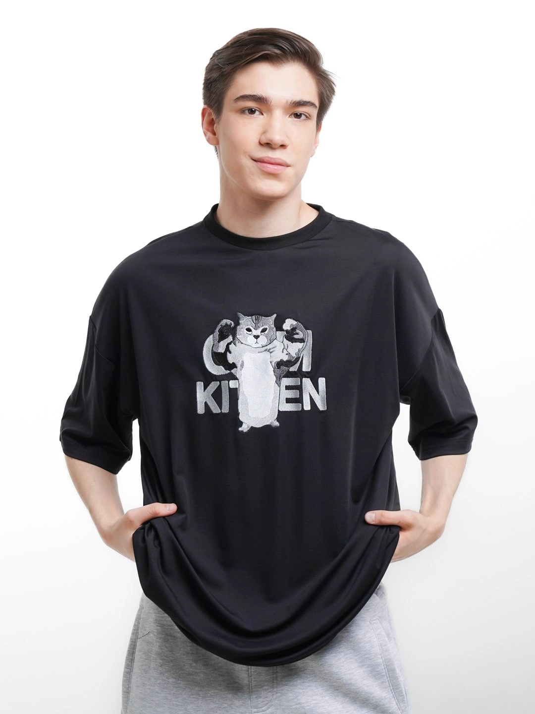 &ldquo;GYM cat&rdquo; printli futbolka S sotib olish