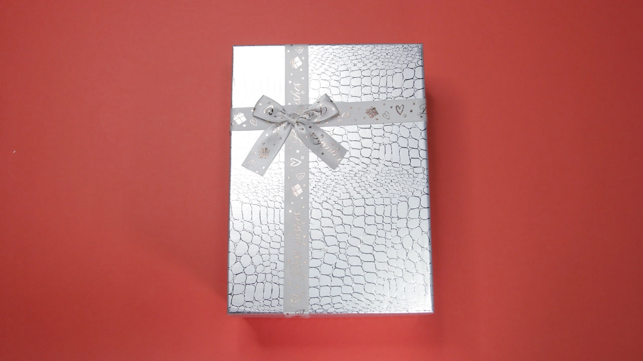 Совға учун тўплам. Ажойиб нарх ва етказиб бериш бепул. (289.000, Совғабоп қути) недорого