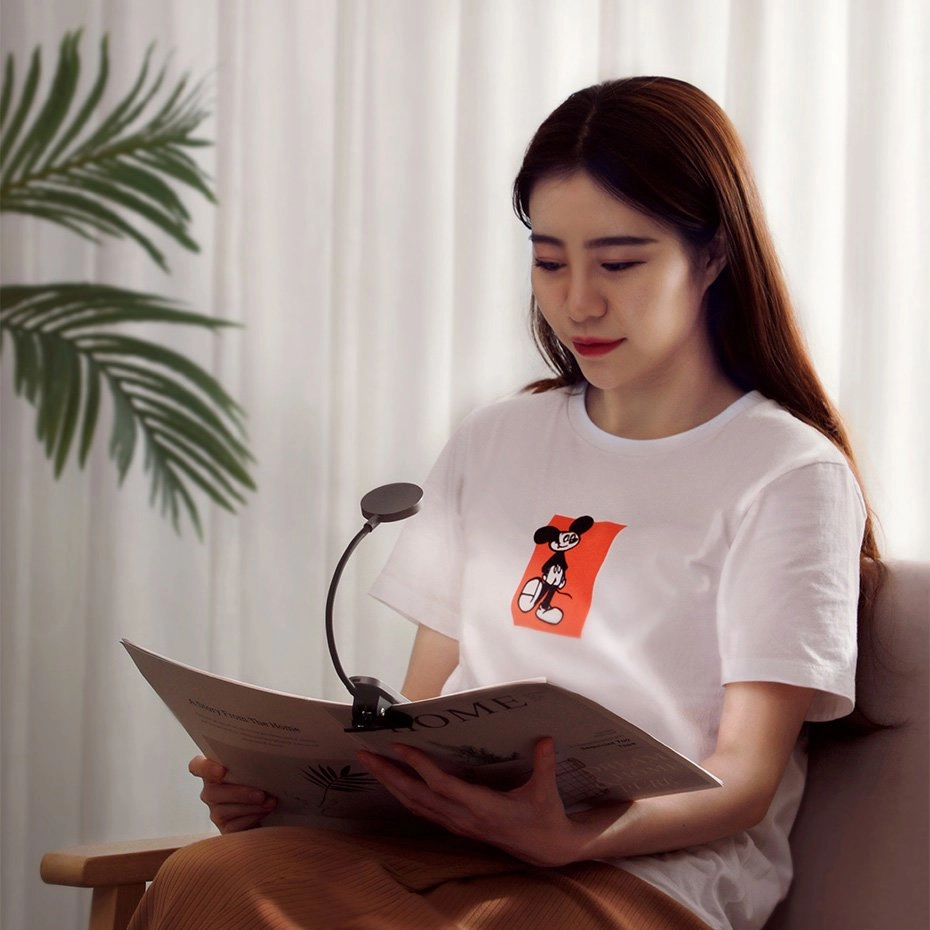 Baseus Mini Clip DGRAD-0G qora stol lampasi tez yetkazib berish