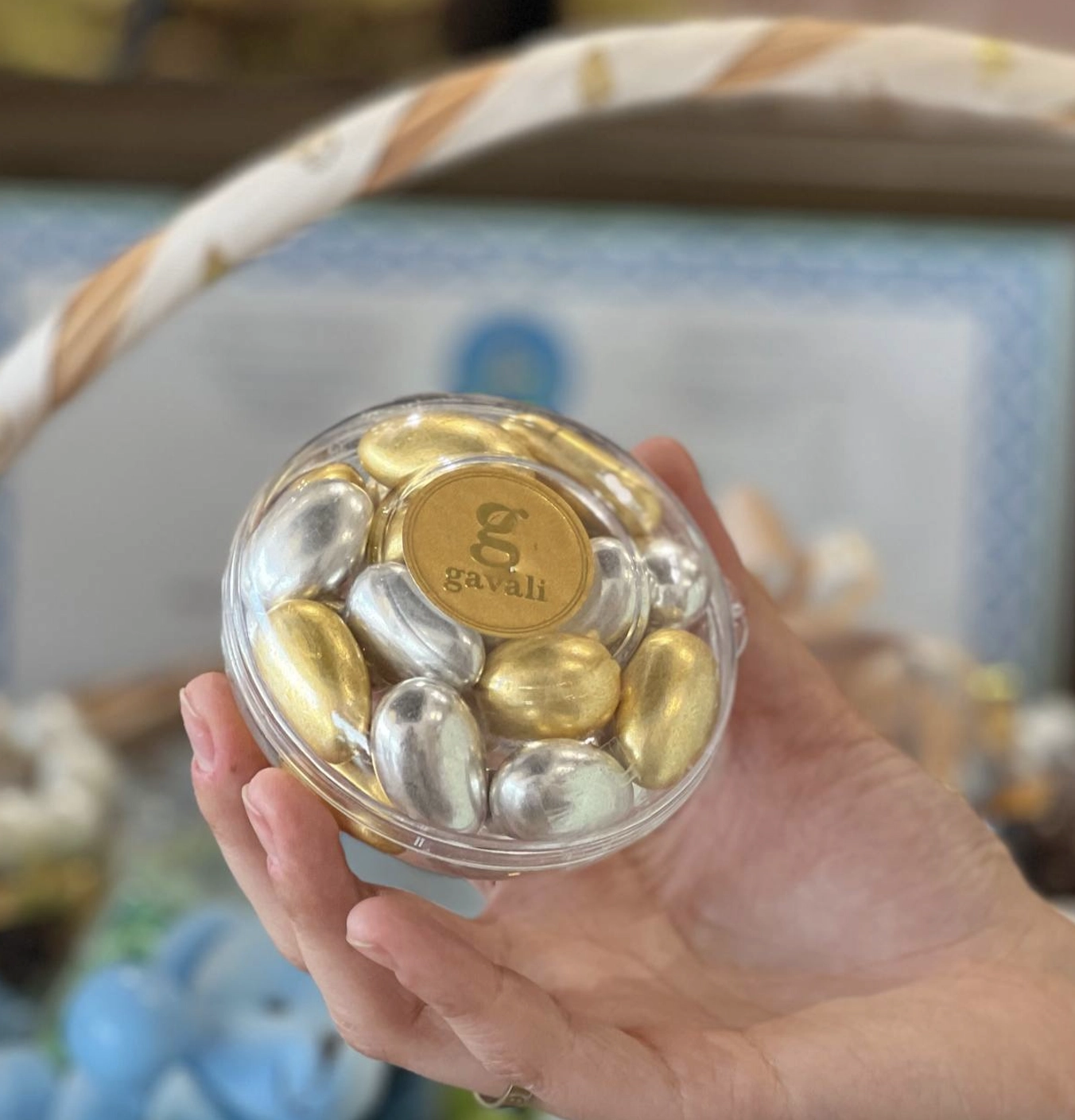 Oltin-kumush rangli drage bilan mini doira sotib olish