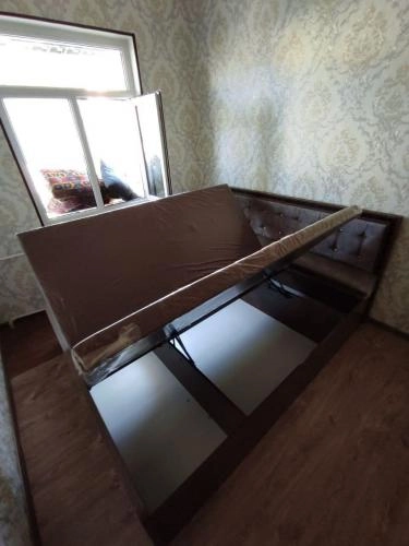 Zo‘r yotoqhona krovati arzon