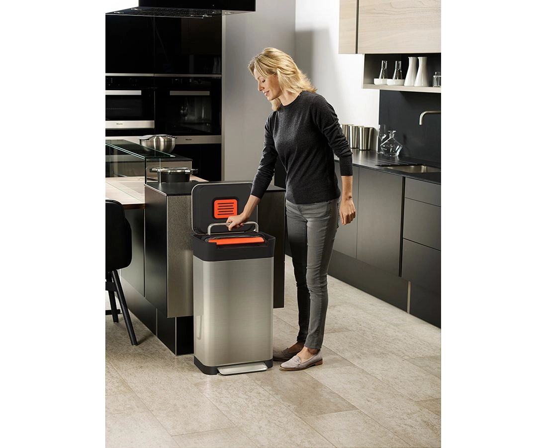 Joseph Joseph Titan 30030 pressli axlat qutisi, 30 l narxi