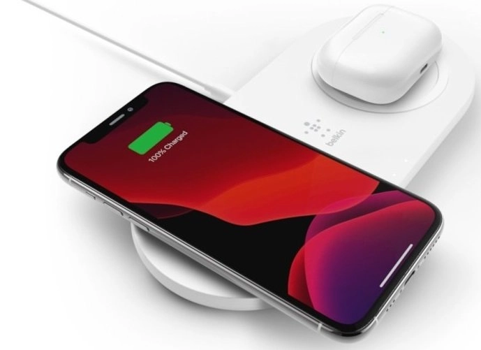 Беспроводное зарядное устройство Belkin Dual Pads Wireless Charging Qi 15W, white цена