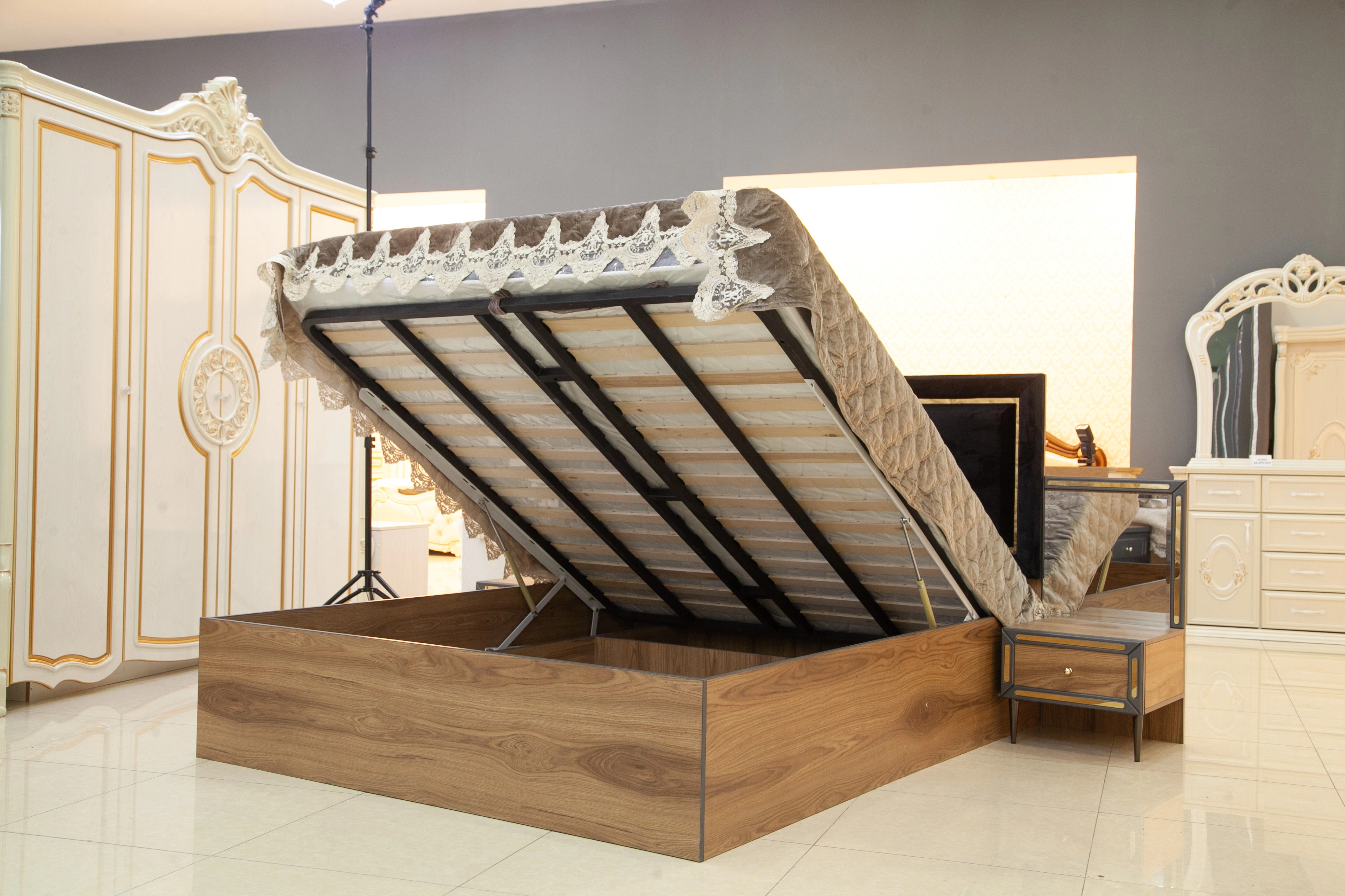 Yotoqxona to'plami BURSA onlayn