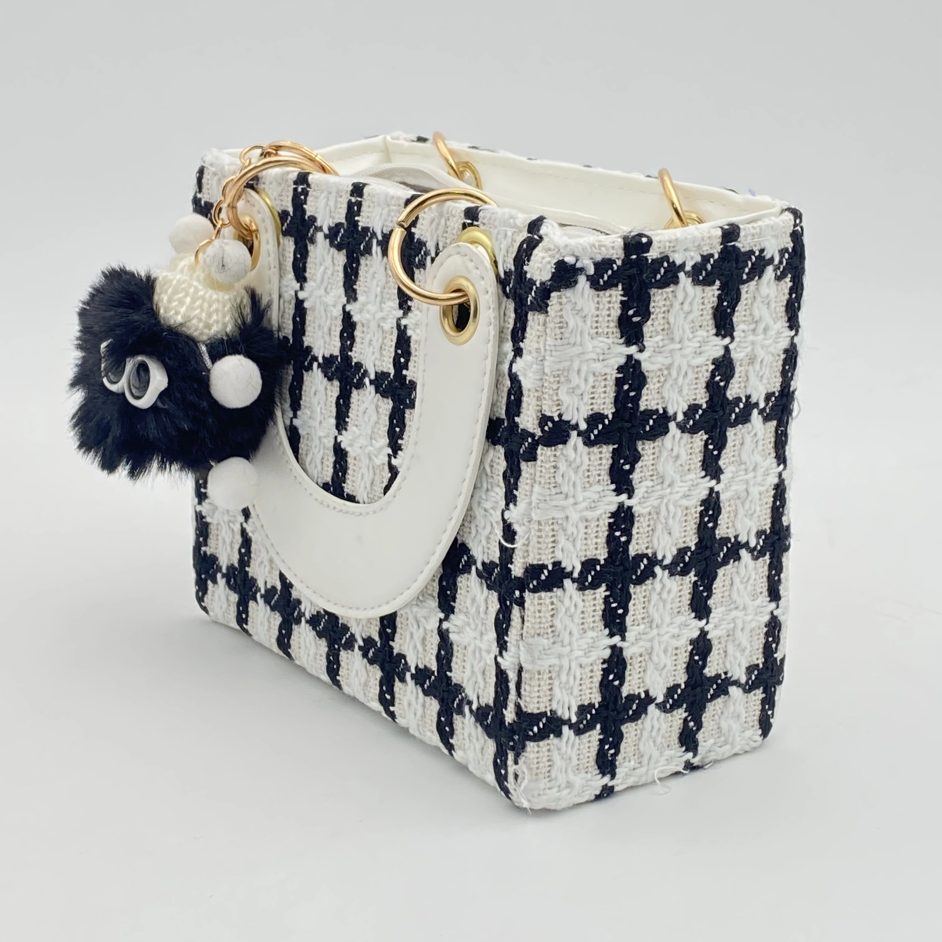 Женская сумка с брелком, White недорого