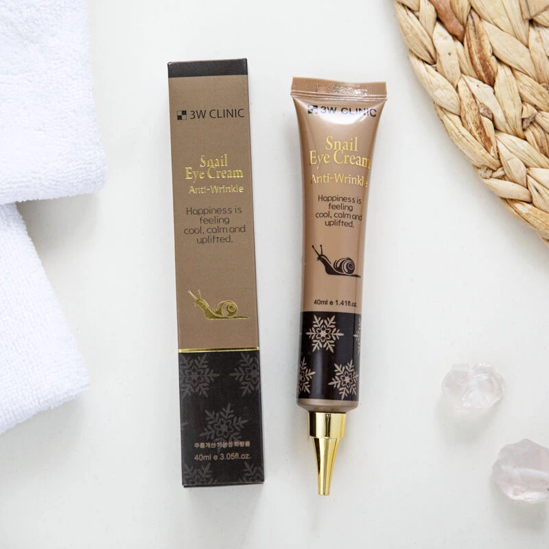 Salyangoz mutsini ekstrakti bilan ajinlarga qarshi ko&lsquo;z atrofi kremi 3W Clinic Snail Eye Cream Anti Wrinkle sotib olish