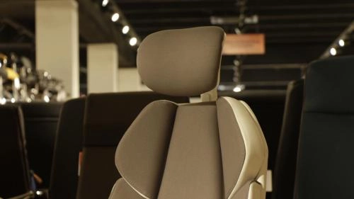 FREEDOM DRESDEN kreslosi onlayn