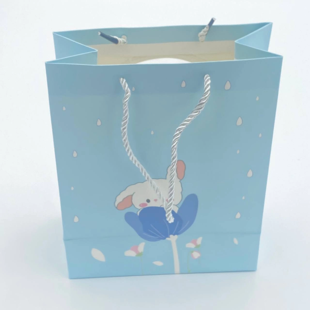 Подарочный пакет A5 «Flower», с цветочным рисунком, 3 цвета характеристики