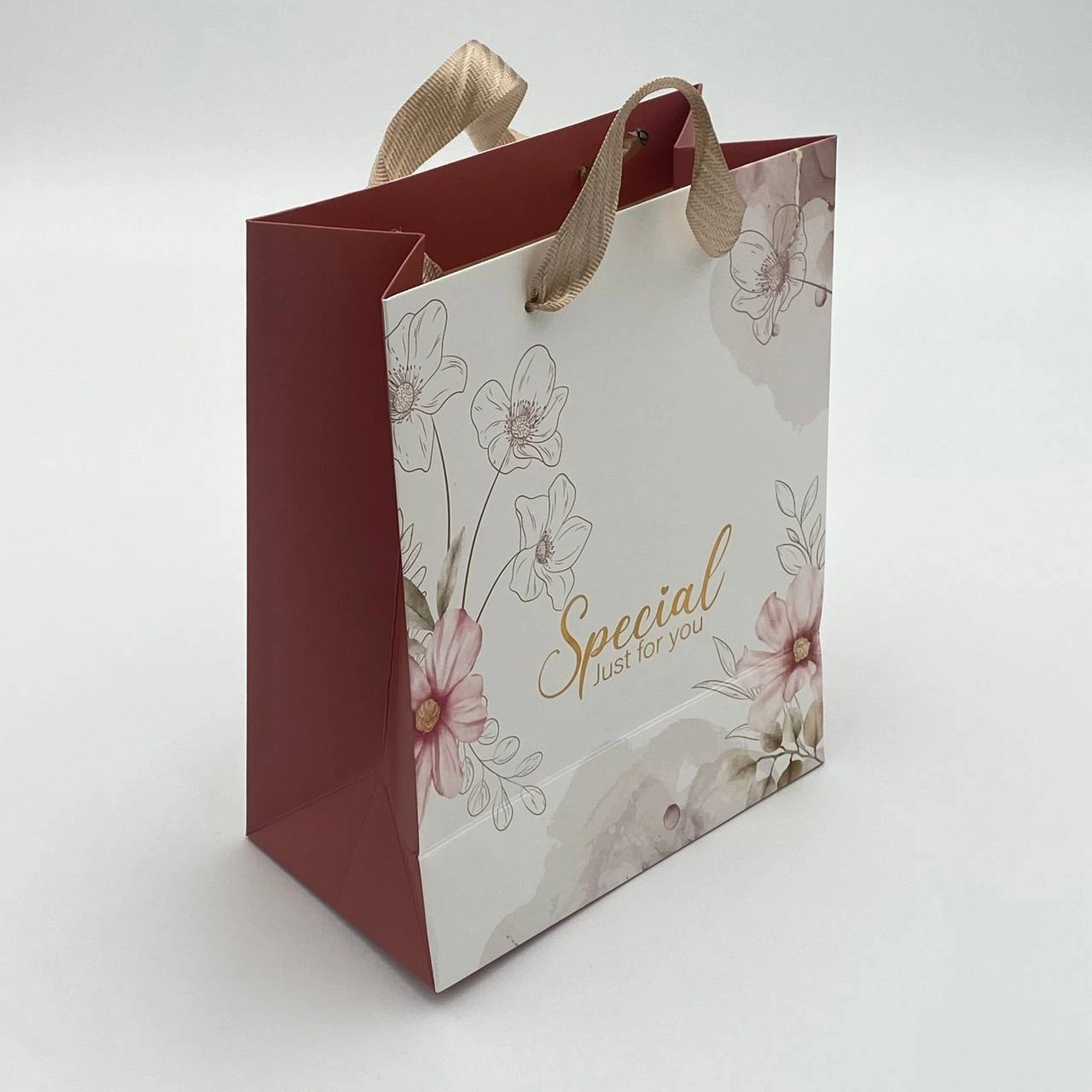 Подарочный пакет D35, 23×10×18 см, A5 в Узбекистане