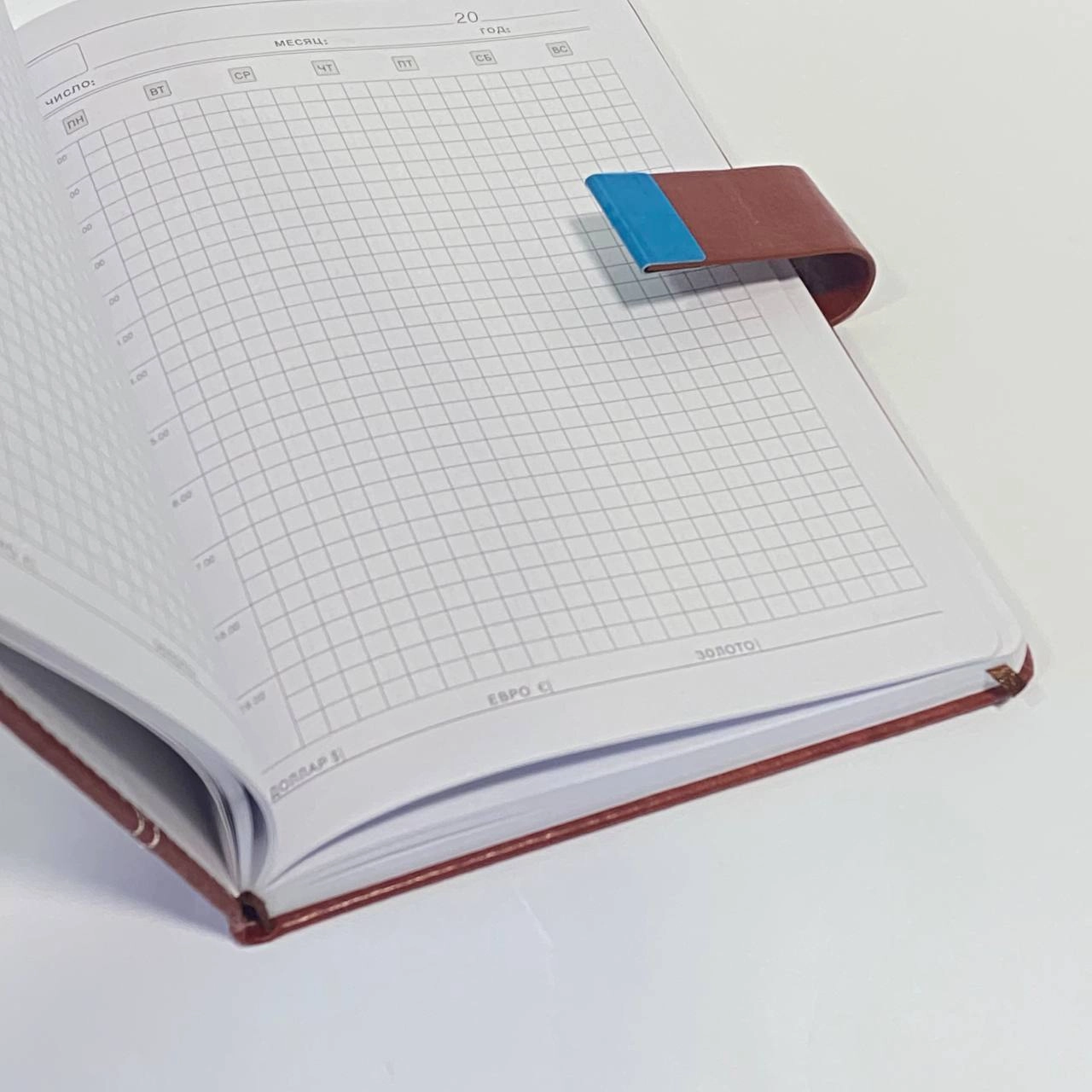 7058 qizil magnitli bloknoti (100 varaq) O'zbekistonda