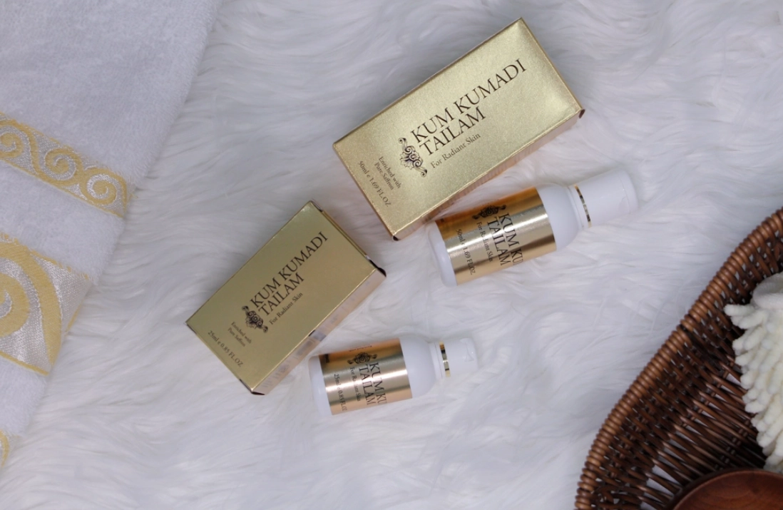 ОМОЛАЖИВАЮЩЕЕ МАСЛО ДЛЯ ЛИЦА «КУМКУМАДИ» (KUMKUMADI TAILAM) 25ML недорого