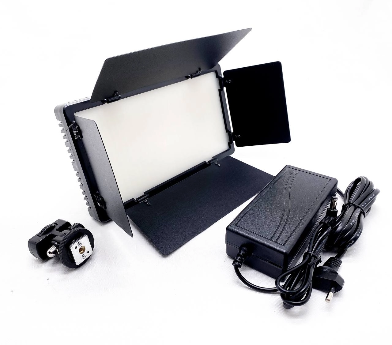 Pro LED 600 video va fotosurat uchun chiroq sotib olish