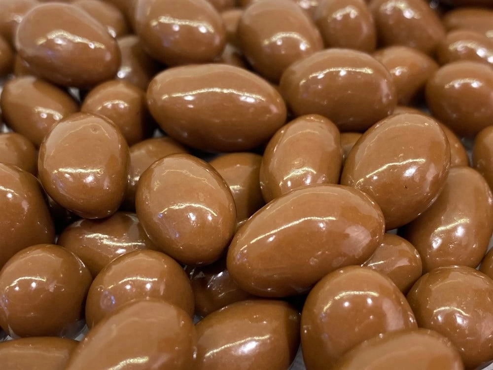 Sutli shokoladli pista drajesi, 1 kg sotib olish