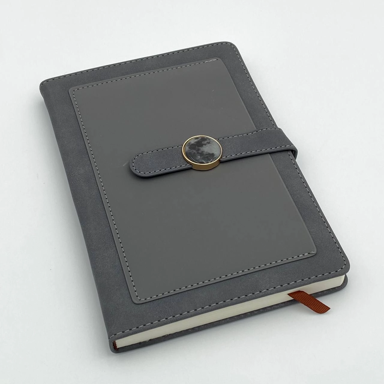 31-25 kulrang magnitli bloknoti (116 varaq) arzon