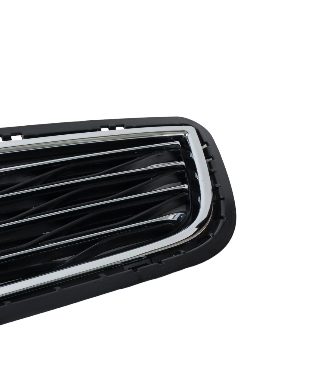 Облицовка бампера для Кобальт в стиле Малибу никел онлайн