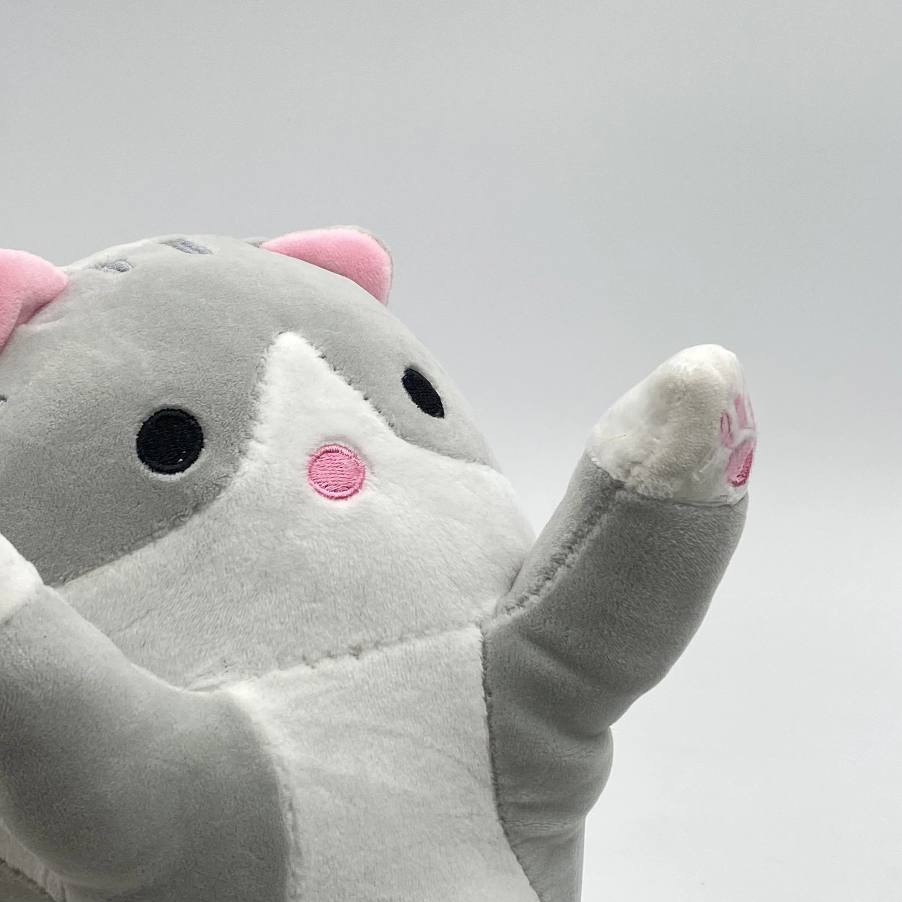 "Mushuk Baton" kulrang 50 sm yumshoq o'yinchoq bo'lib to'lash