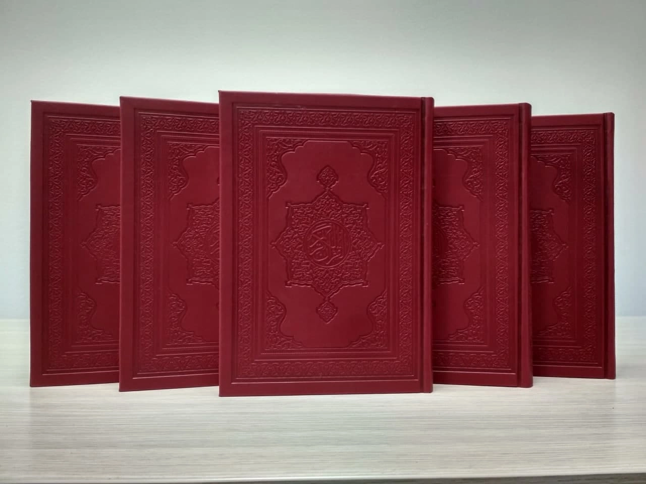 Дорул Ғавсоний: Қуръони Карим Мусъҳафи Шариф (қизил) купить