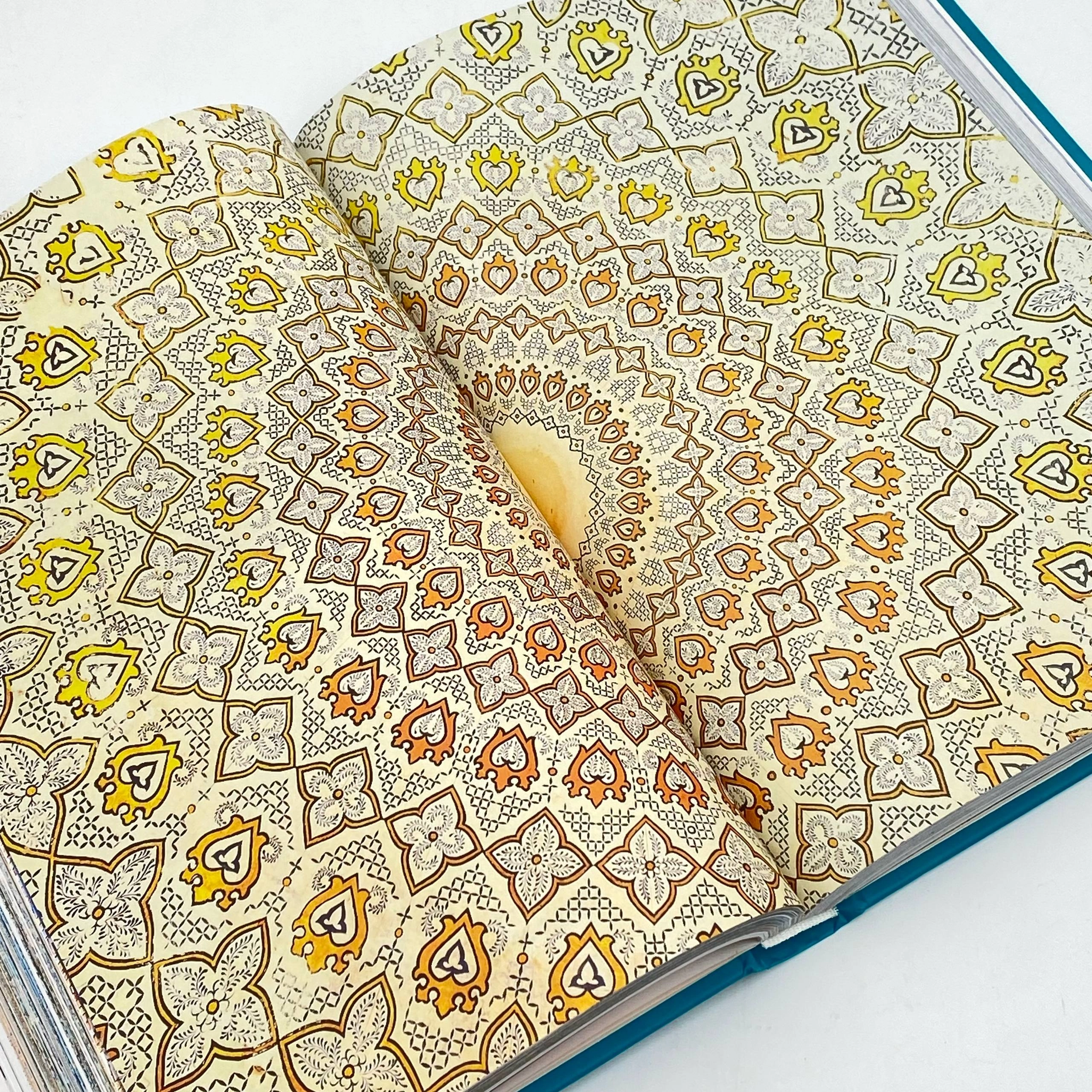 O'zbekiston obidalaridagi bitiklar Samarqand. Shohizinda (O'zb-Рус-Eng) O'zbekistonda