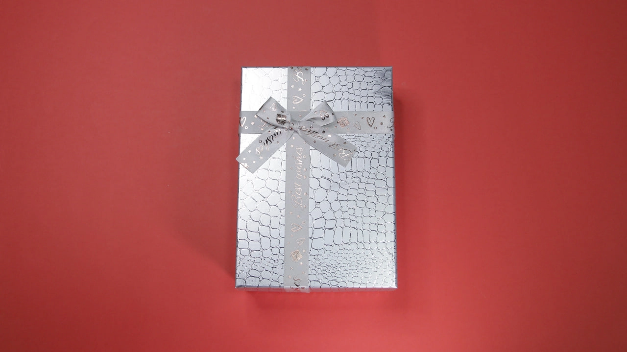 Совға учун тўплам. Ажойиб нарх ва етказиб бериш бепул. (299.000, Совғабоп қути) недорого