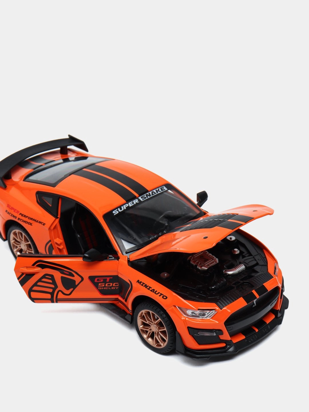 Mustang Viper GT500 1/24 metall kolleksiya mashinasi onlayn